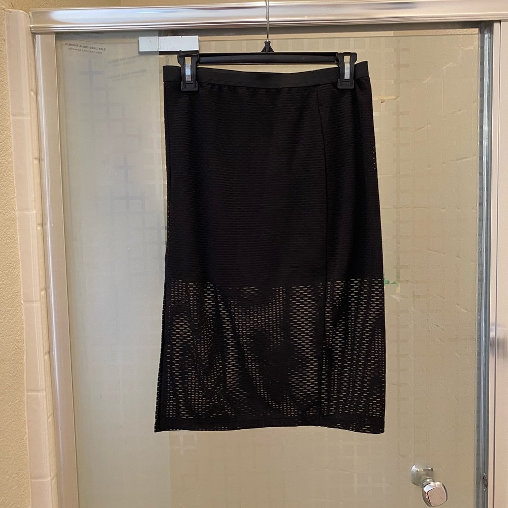Mesh skirt